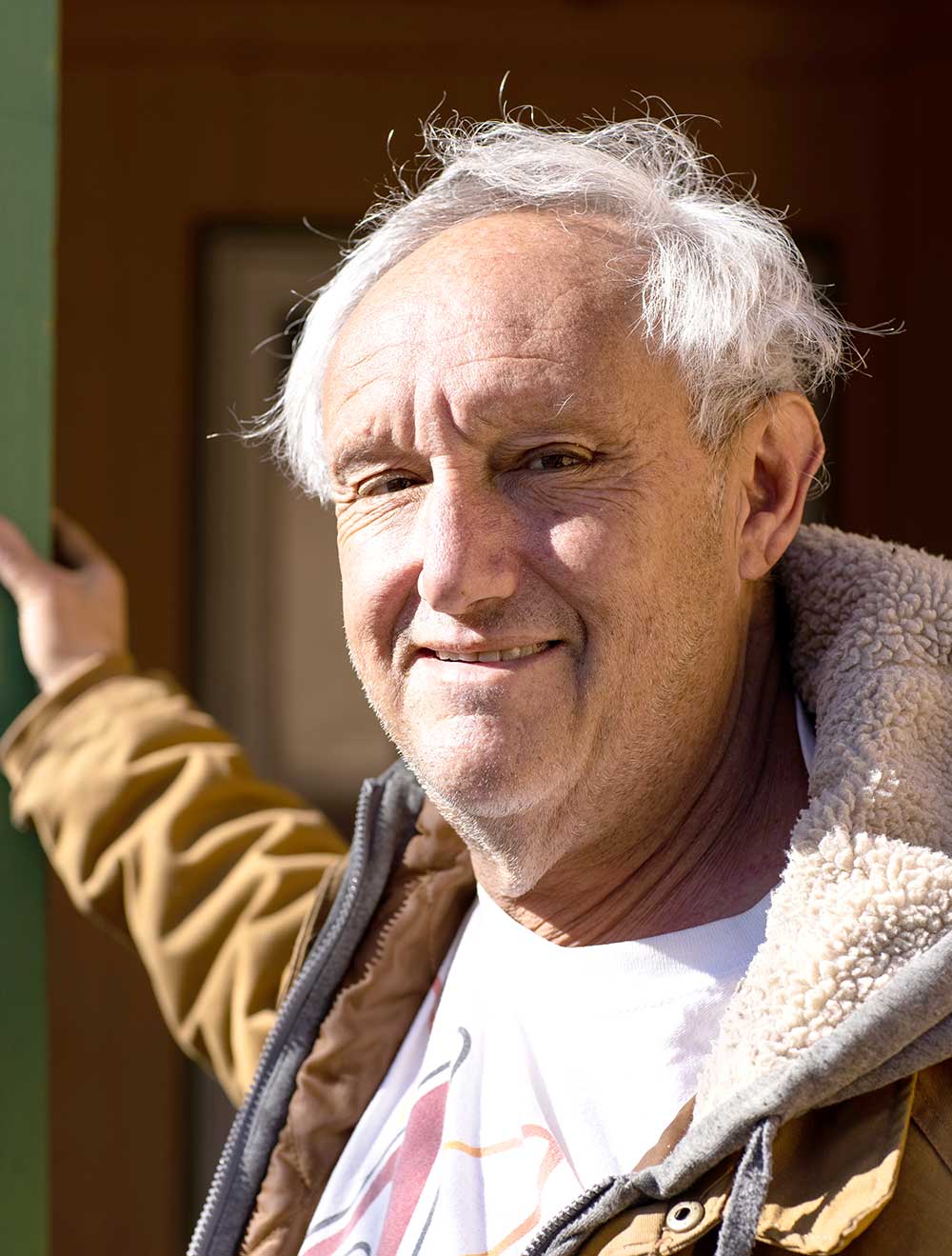 Mobile meals on wheels male client